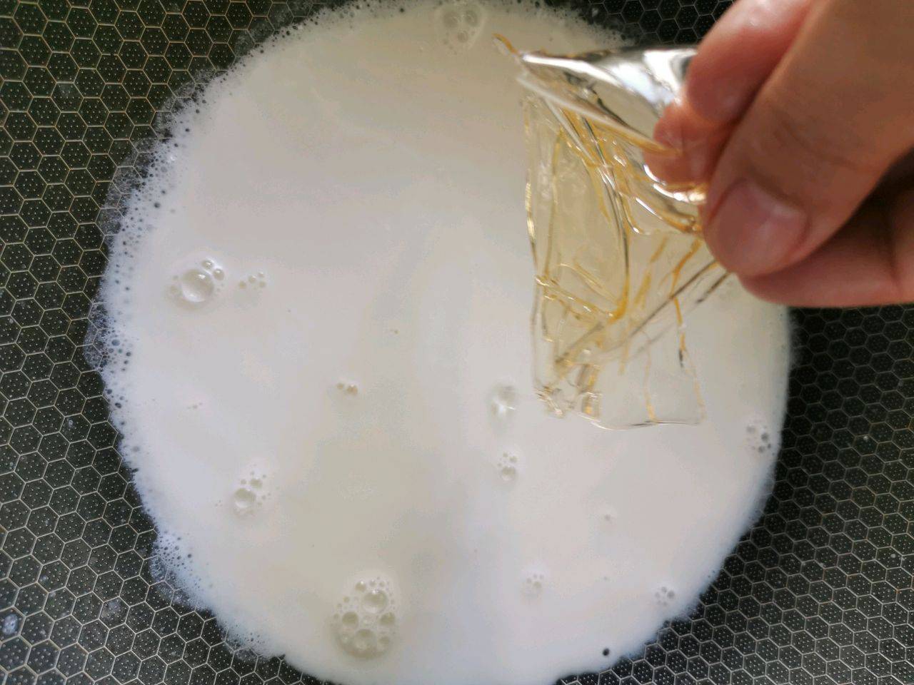 
【芒果布丁】的做法+配方 简朴快捷的芒果布丁 小孩子特喜欢吃：MK电竞(图13)