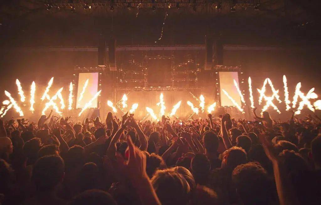 
多图＋视频→当“网红大V”遇见水东古镇……_MK电竞(图18)