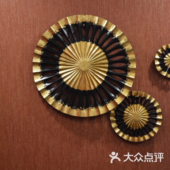 甩卖法国子公司 森马服饰国际化首战失利|MK电竞(图1) MK电竞